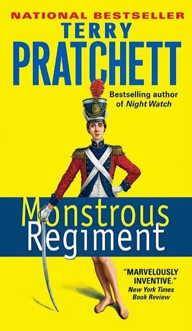 Terry Pratchett: Monstrous Regiment (Paperback, 2004, HarperTorch)